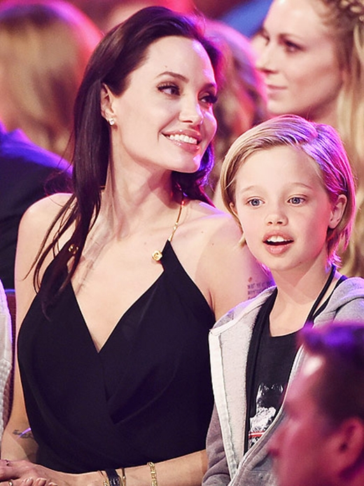 
	
	Nhiều người gọi cô bé Shiloh là phiên bản Angelina Jolie khi còn nhỏ.